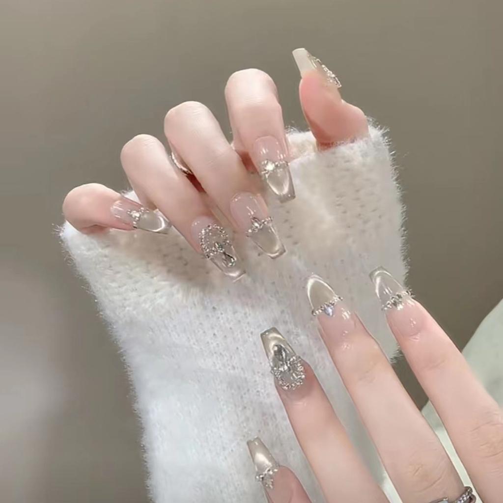 Wearing Armor Pure Handmade Manicure Finished Product Fake Nail Patch Nude Color Highlight Silver Cat Eye Flashing Bead Curtain Diamond