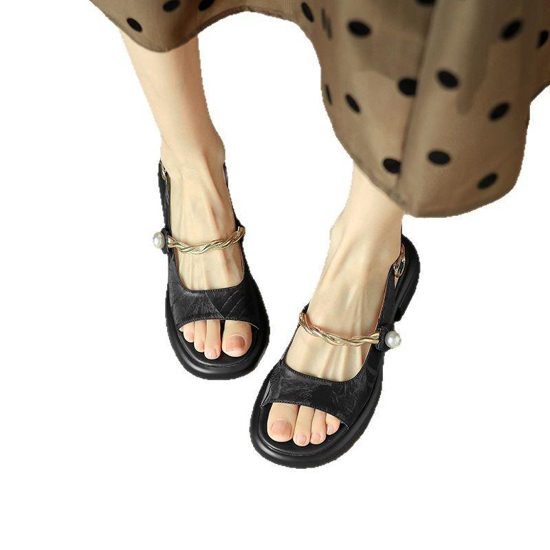 New Chinese Open-toed Sandals Women's Summer New Retro Versatile Platform Sandals with One Word