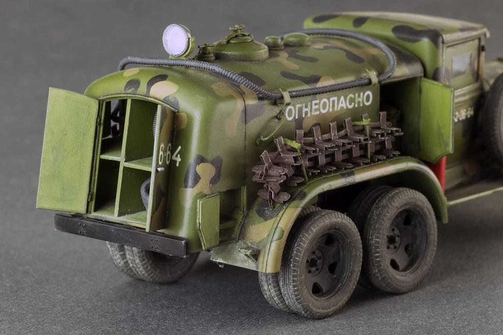 Miniart Tanker Plastic Model 1/35 BZ-38