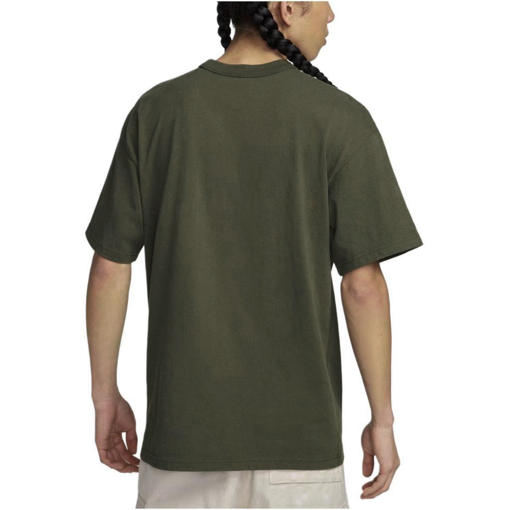 Nike Lässiges einfarbiges lockeres Rundhals-Kurzarm-T-Shirt mit tief angesetzten Schultern für Herren Oberteile Dunkelgrün FV7727-325