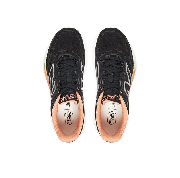 Беговые кроссовки New Balance 680