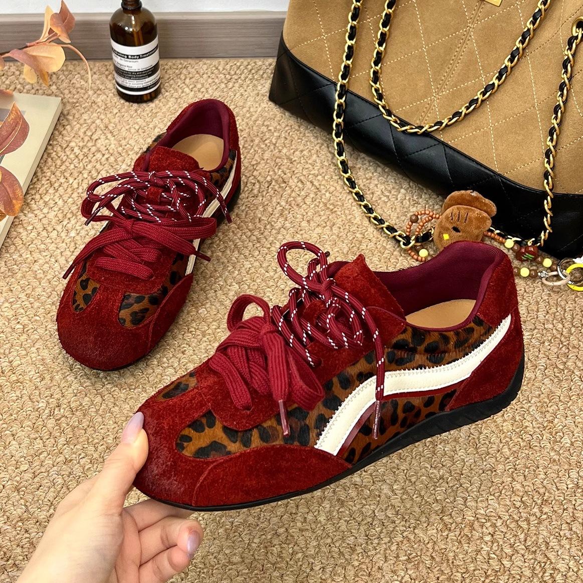 

Ретро леопардовый принт, кружевные немецкие тренировочные туфли с чувством высокого класса, женские 2025 новые весенне-осенние, корейская версия, спортивные, легкие, повседневные 40 красный