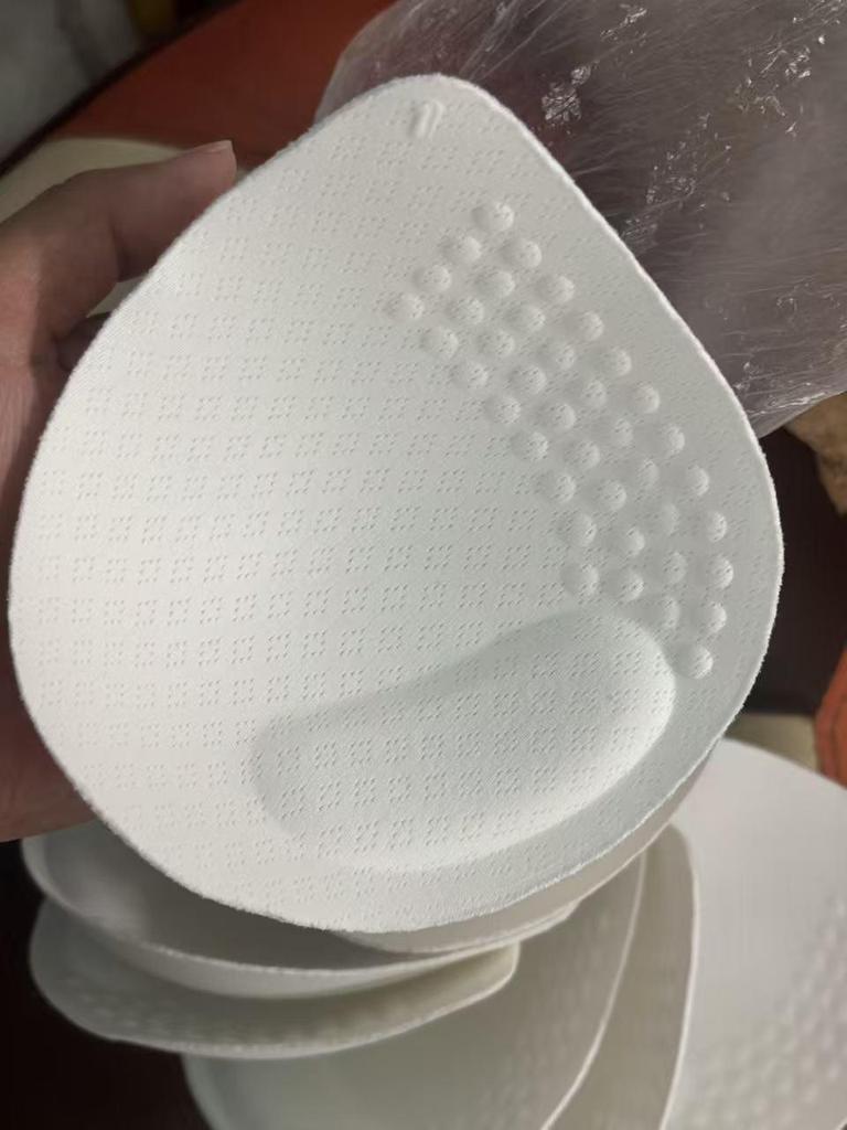 Teardrop Cup Seamless Breathable Imitation Latex Bra Pads for Sports, Swimwear, Pajamas
