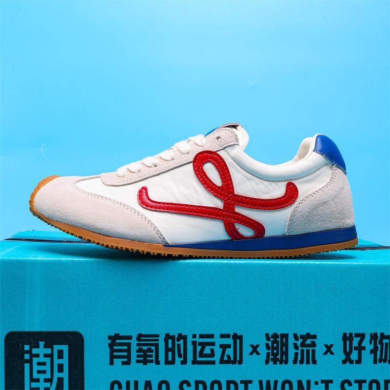 2024 New Men's Breathable Casual Sneakers Four Seasons Outdoor Soft Sole Comfortable Running Shoes Student Sneakers 574