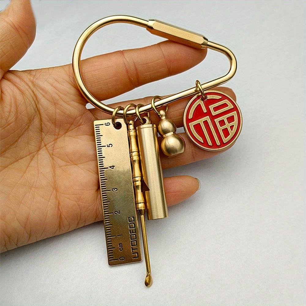 Mosazná klíčenka se zámkem D Klíčenka Zlatá barva Kempingová karabina Přežití Kempingové vybavení Spony Háčky Kroužek na klíče Příslušenství