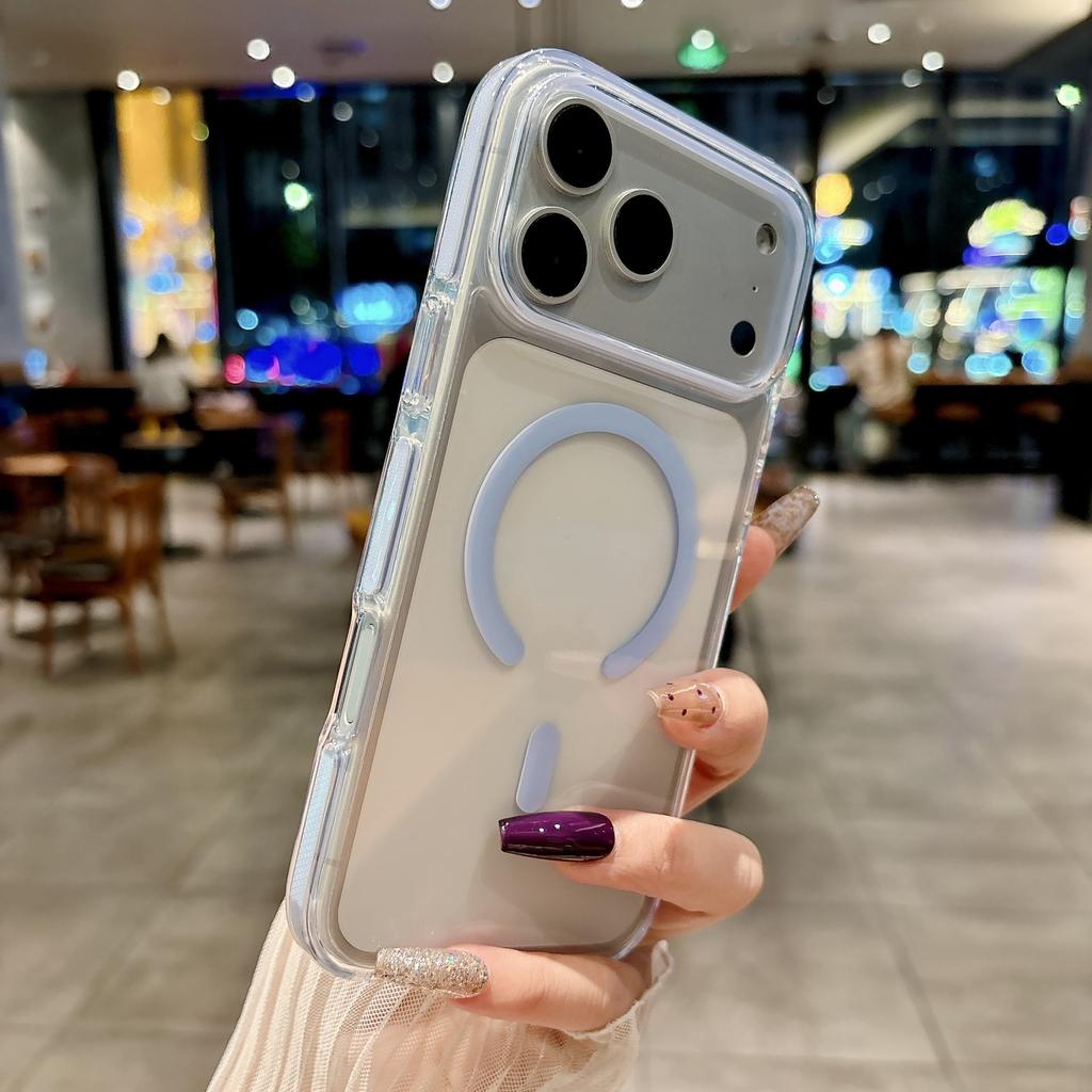 Applicable to Apple 17 mobile phone case transparent non-yellowing acrylic strong magnetic suction iPhone16 two-in-one protective case