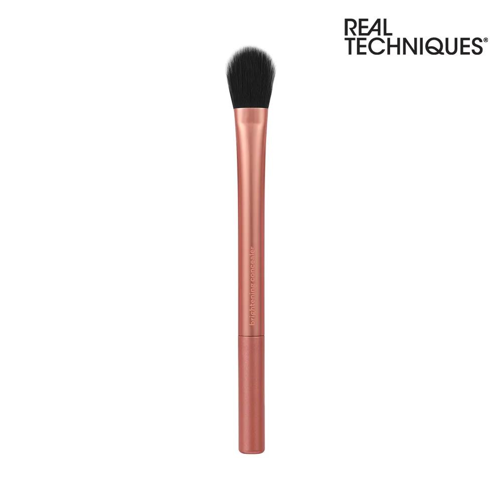 REAL TECHNIQUES Brightening Concealer Brush