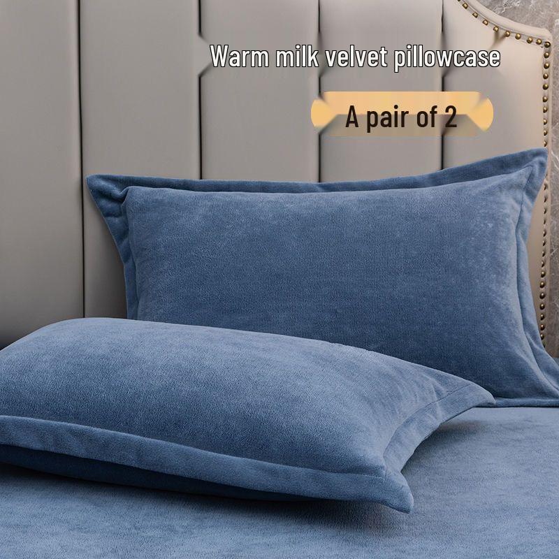 Zestaw poszewek na poduszki welurowych: Zestaw 2 plamoodpornych, aksamitnych poszewek na poduszkę, 48x74cm, wysoka wartość