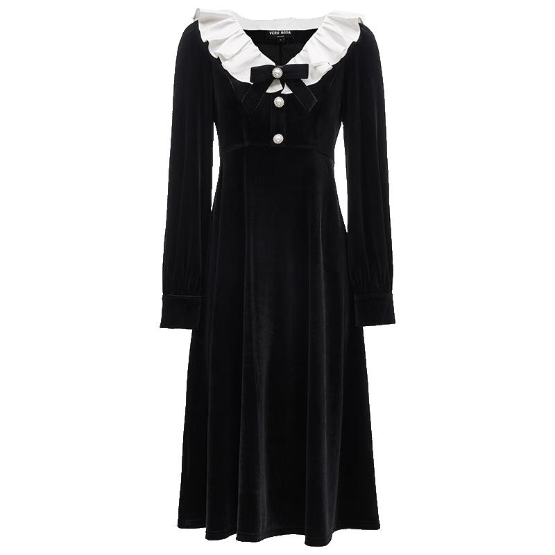 

VEROMODA Women s V-Neck Velvet Dress with Faux Pearl Buttons M