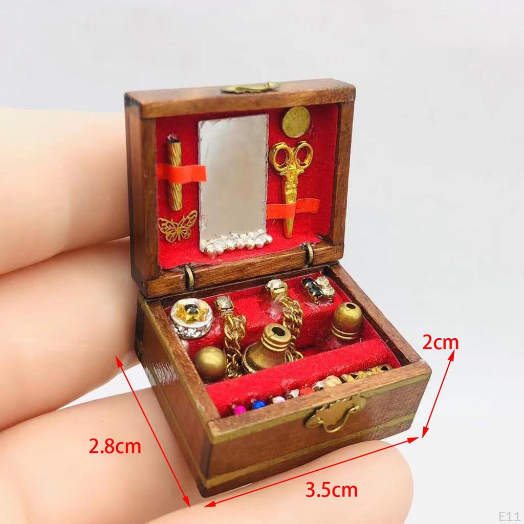 1/12 Dollhouse Vintage Wood Treasure Chest Miniature Furniture Accessories Exquisite Workmanship