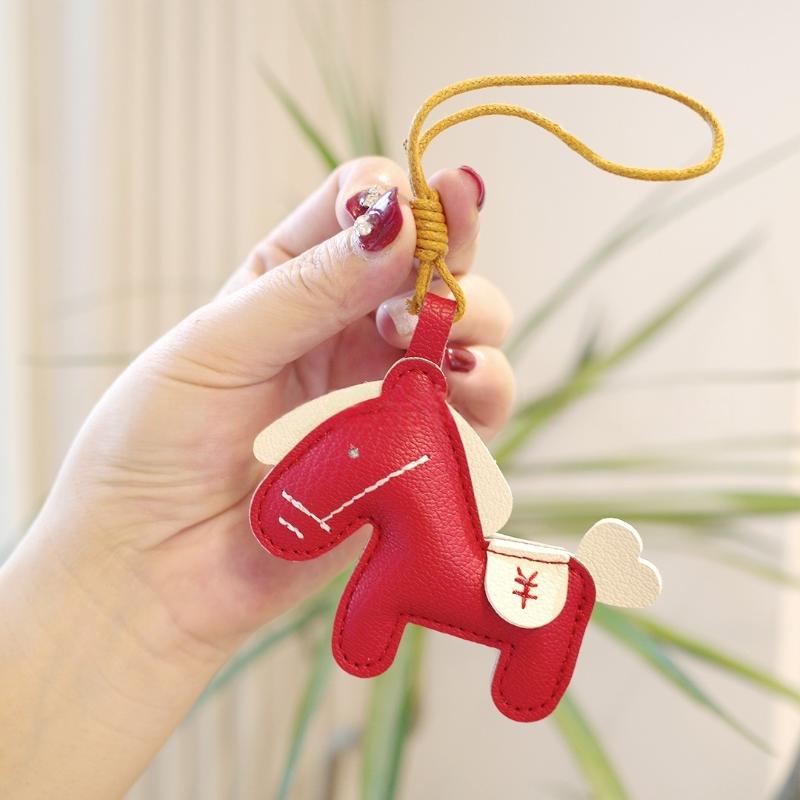 1Pcs Horse Pendant Decoration Trendy Cute Pony Pu Leather Keychain For Ladies Bag Keyring Charm Accessories