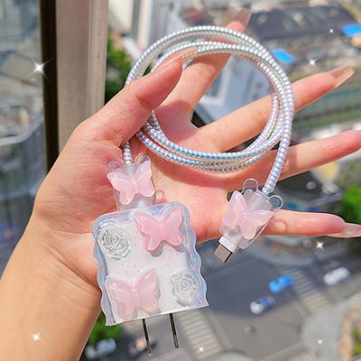 Funda protectora para iPhone 20W USB-C Cable de carga adaptador con diseño de mariposa en 3D