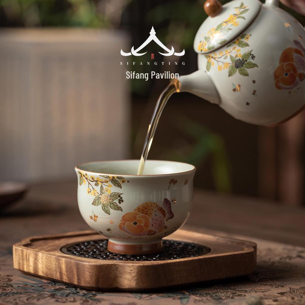 Ash-Glazed Hand-Painted Koi Ceramic Tea Cup for Kung Fu Tea Ceremony
