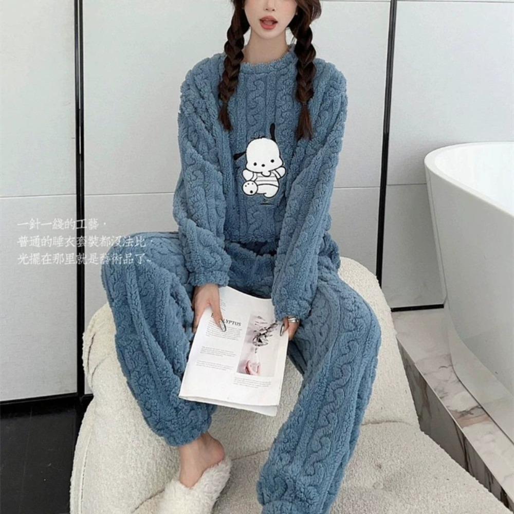 **Kadın Flanel Pijama Takımı Yuvarlak Yaka Jakarlı Uzun Peluş Kalın Sıcak Ev Giyimi**