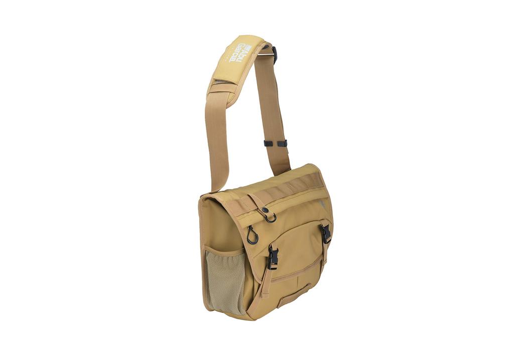 AbuGarcia Langan Messenger Bag 2, Coated, Black