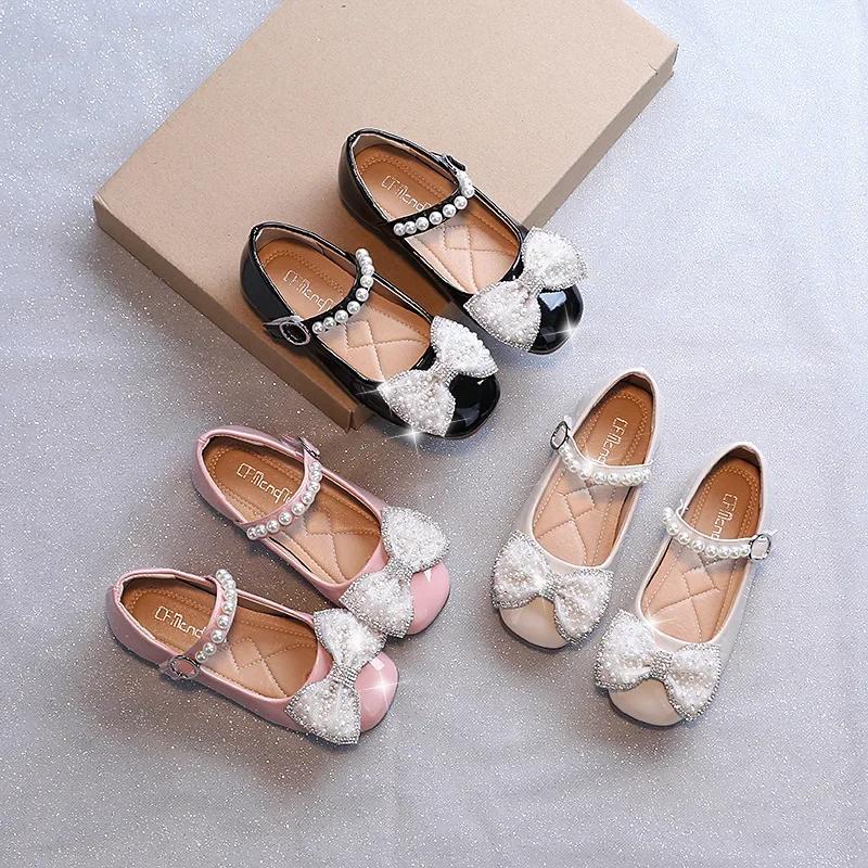 Children Leather Shoes Round Toe Glossy Girls Black Performance Shoes with Sweet Bow 2024 New Kids Flat Shoes Soft Sole Non-slip