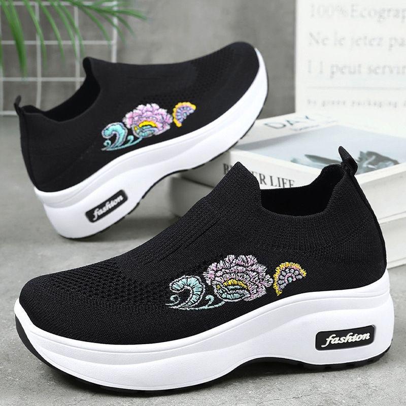 Spring Women's Lightweight Platform Sneakers: Height-Boosting Trendy Sock Shoes for Casual Wear