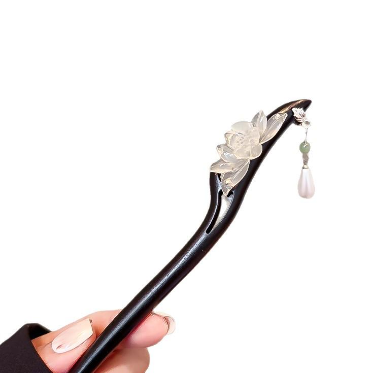 Lotus Ebony Hairpin: Elegant Chinese-Style Women's Updo Accessory