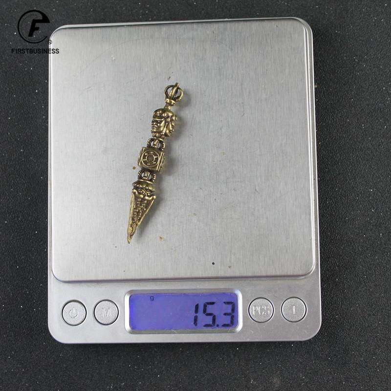 Brass Vajrakila Head Vajry Pestle Ornaments Vintage Brass KeyChains Pendant Buddha Instruments Lucky Home Decorations Avoid Evil
