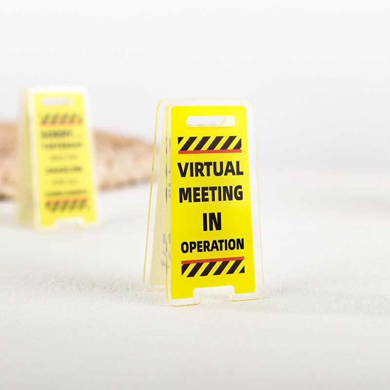 Acrylic Desk Sign "Leave Me Alone, I'M Busy" Humorous Office Decor Unisex Gift For Coworkers Desktop Ticket Clip