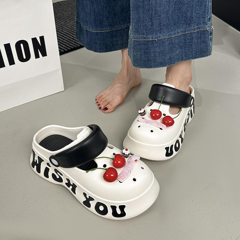 Thick-soled heightening bag head slippers women's spring and summer 2025 new outer wear beach non-slip and deodorant student hole shoes
