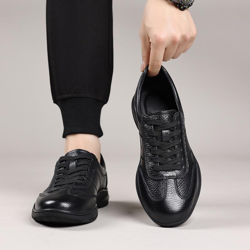 2026 Genuine Leather Men's Casual Shoes Men's Sneakers Soft Upper Breathable Lace Up Round Toe Comfortable Walking Footwear