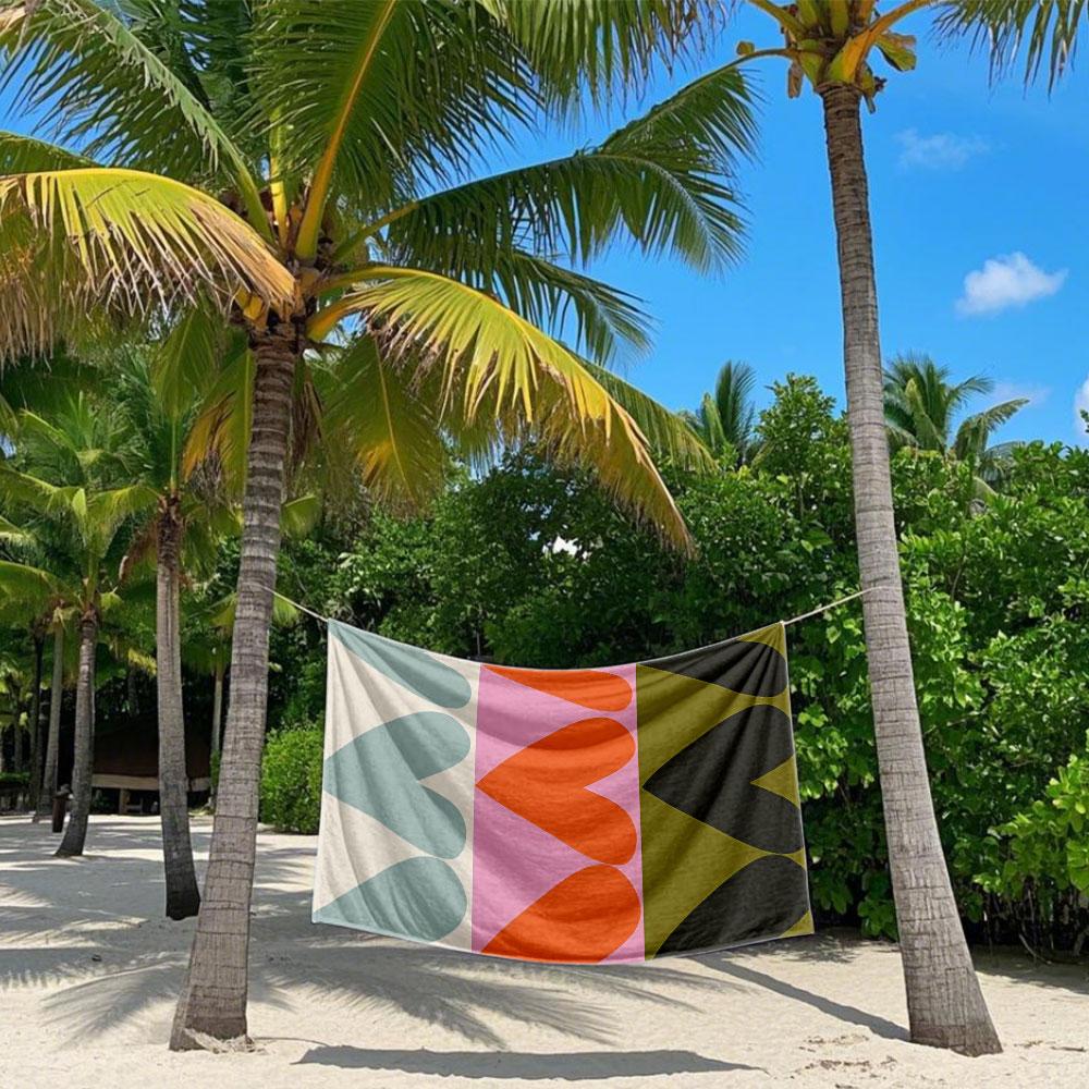 Retro Multi Color Heart Layers Quick Drying Bath Towel Microfiber beach towel light weight swimming camping yoga beach out