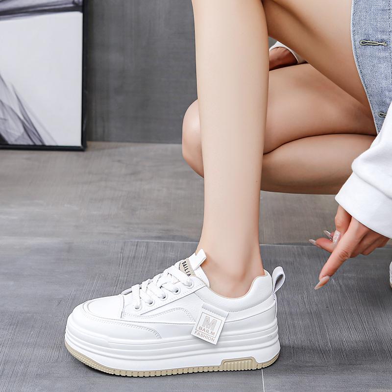 Vulcanized Shoes Small White Shoes Women  Spring and Summer New Platform Sponge Leisure Shoes