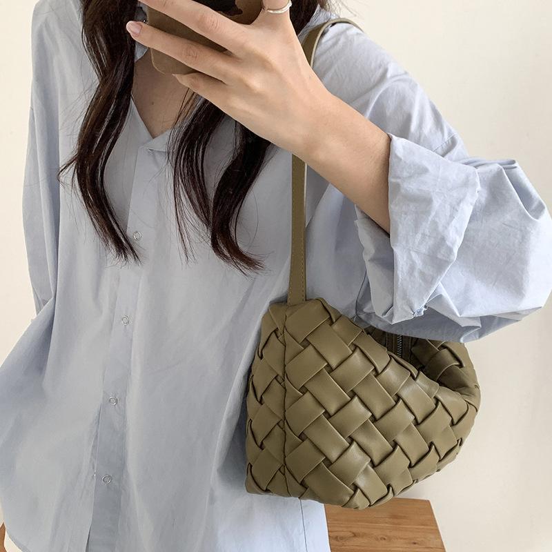 Korean casual pu leather handheld woven bag daily work commute shoulder bag tote bag feeling armpit bag women