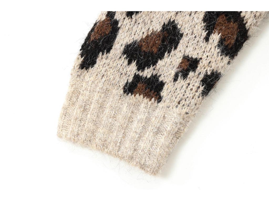 2024 Fall Women's Animal Pattern Jacquard Knit Sweatshirt - European & American Style Long Sleeve