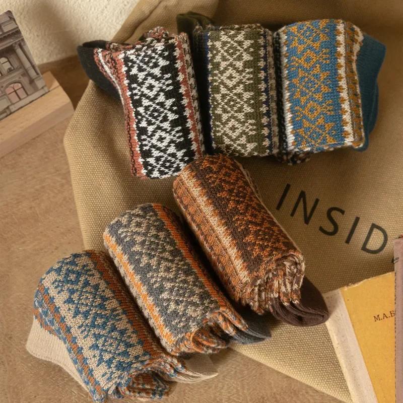 Herrensocken Herbst Winter Mode Retro Geometrische Muster Mittelhohe Socken Herren Japanische Mode Ethnisch Vintage Lange Socken