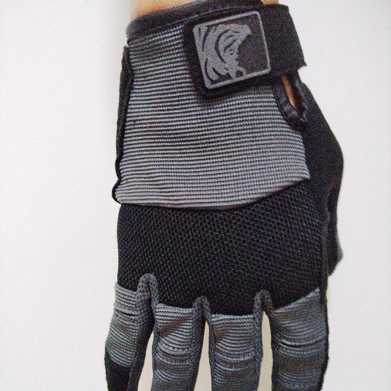 Lightweight Breathable Outdoor Tactical Gloves Touchscreen Compatible Men's Summer Pig Hand Operation Gloves NK Outdoor
