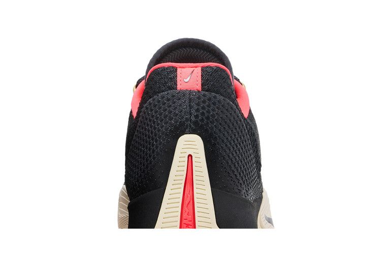 Nike ST Flare Solar Red
