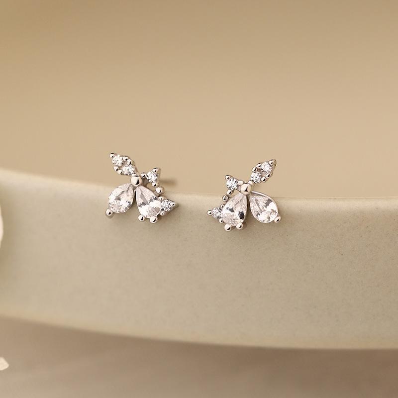 Zircon Earrings Are Sweet and Individual  Autumn and Winter Exquisite and Versatile Daily Commuting New Earrings