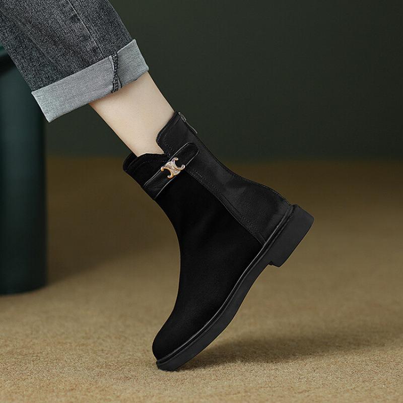 Autumn and winter low-heeled knight boots women's thick-soled non-slip large-size women's boots new square-heeled round-head rear zipper mid-tube boot