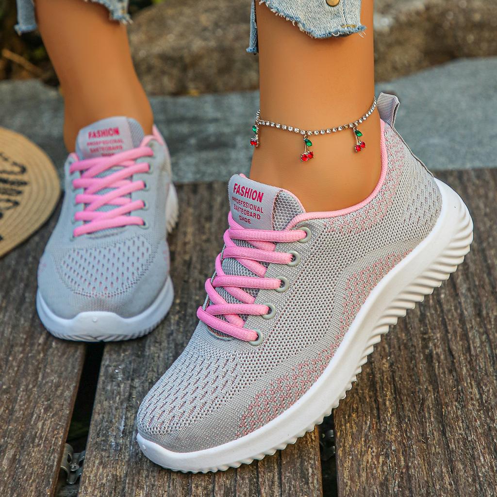 Fashion Women Sneakers 2025 New Walking Plus Size Shoes Woman Lace Up Round Toe Sneakers Women Fashion Lightweight Designer Shoes Women