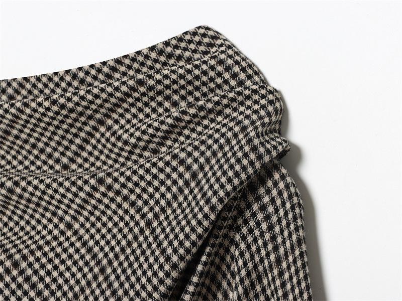 2025 Winter Retro Plaid Pleated Midi Dress