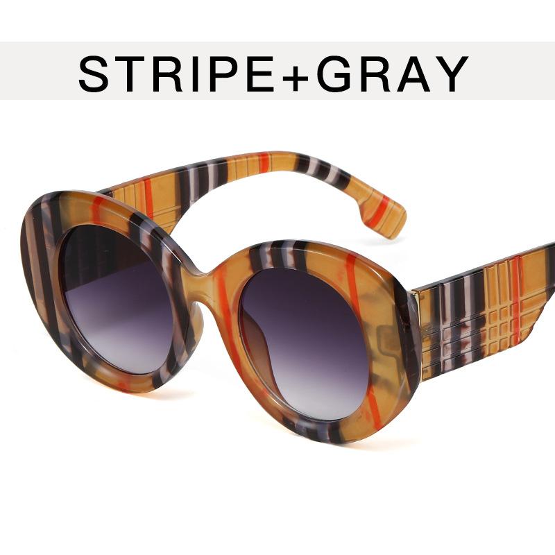 Vintage Oversized Round Glasses for Women Luxury Brand Designer Anti Blue Light Blocking Eyeglasses Rivet Optical Frame