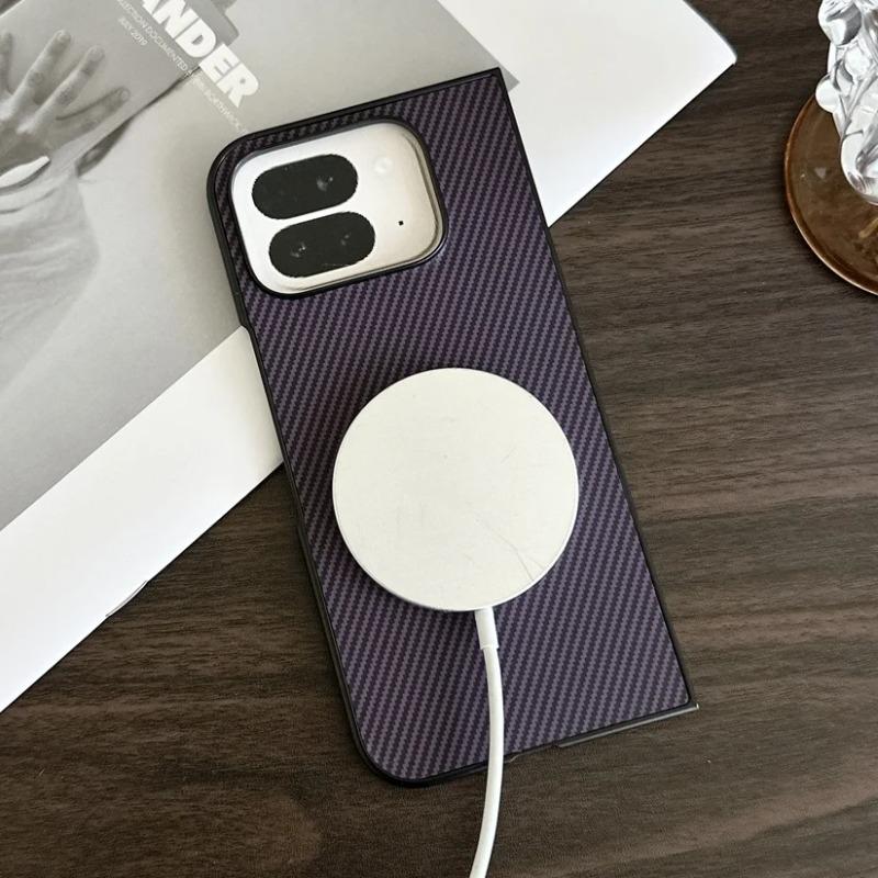 Luxury Carbon Fiber Texture Hard Case For Google Pixel10 9 Pro Fold For Mag-safe Wireless Charge Shockroof Slim Back Phone Cover