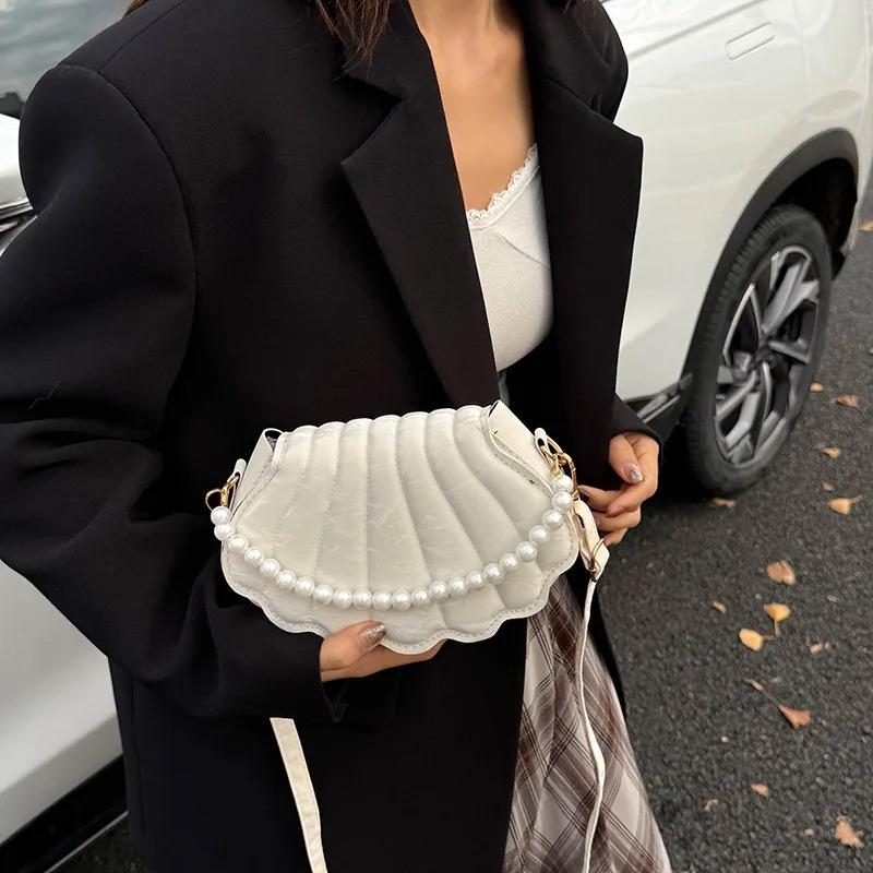 Sweet Simple Flap Shell Shoulder Bags for Women Portable Ladies Crossbody Bag Solid Color Female Pearl Chain Handbags Purse