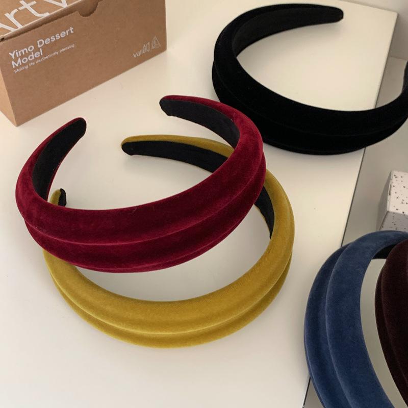 Winter Flannel Headband Non Slip Hair Accessories for Women Fashion Embossed Design Hair Hoops Headbands for Women