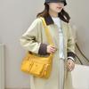 Fashionable Multi Pocket Crossbody Bag with Adjustable Strap and Spacious Design for Daily Use