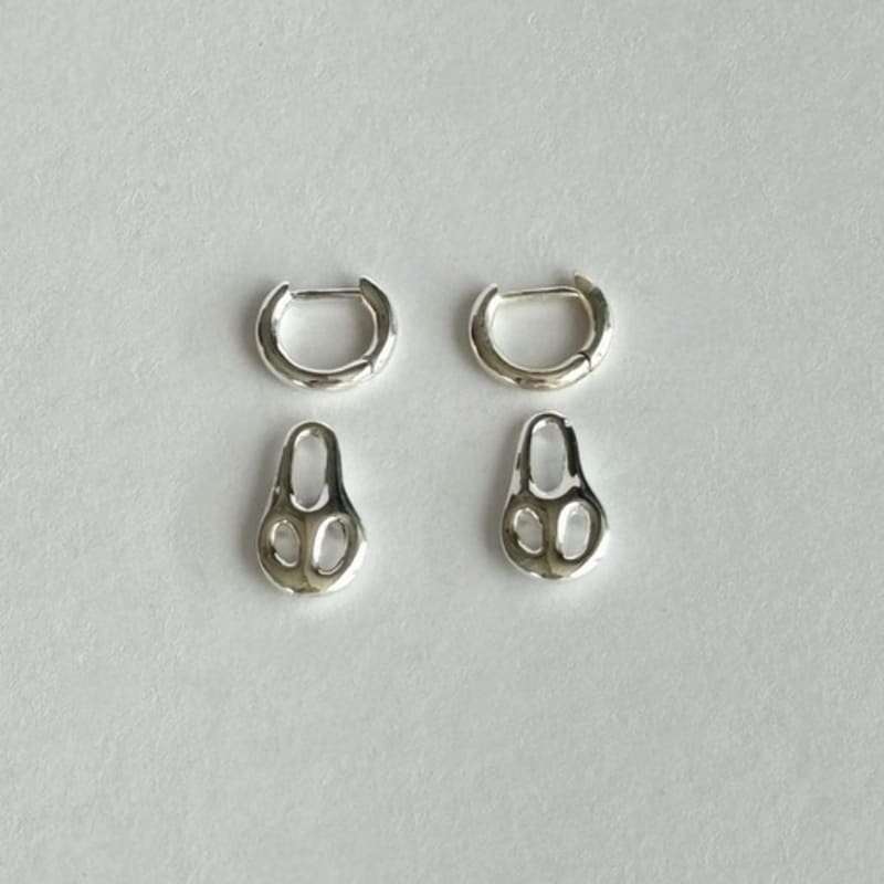 THE BORING skull dangle earrings