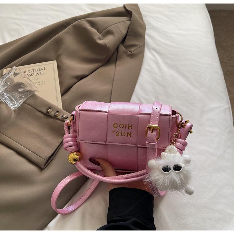

Hand carry small square bag woven splicing women s bag new spring shoulder bag niche design foreign style messenger bag women роза розовый