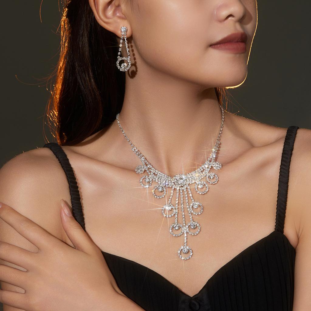 Premium Luxury Super Flash Rhinestone Necklace Earrings Set Chain Bridal Jewelry Two-piece Wedding Accessories