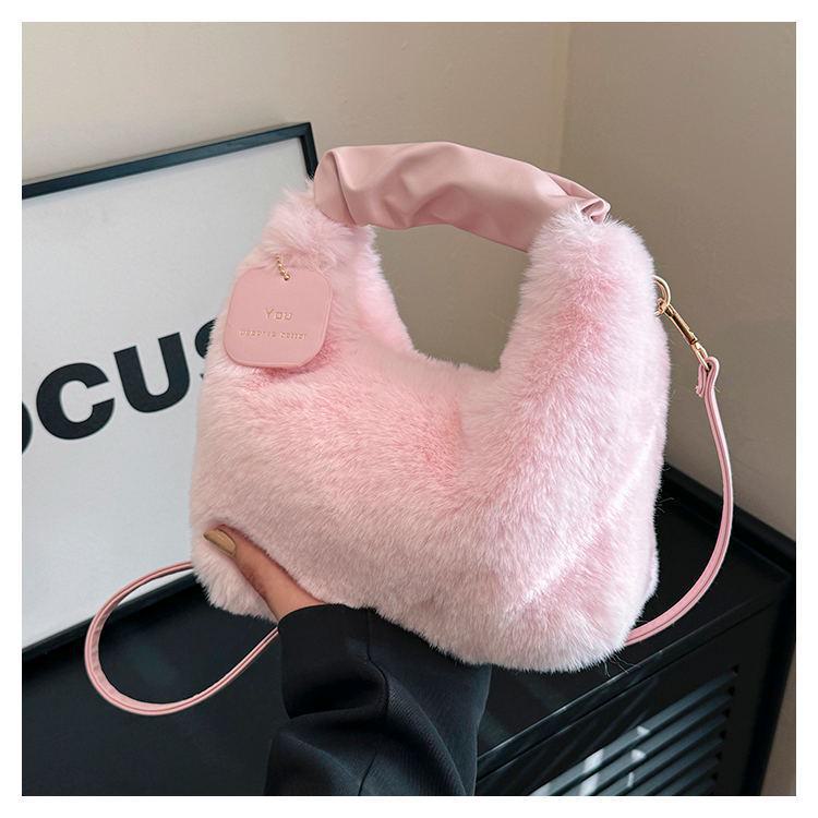 High-End Fairy Plush Winter Pleated Handbag 2023 - Women's Shoulder & Crossbody Bag