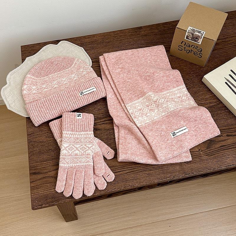 3Pcs Set Winter Hat Scarf Touchscreen Gloves Unisex Knitted Warm Beanie Neck Warmer Gloves Set For Autumn Winter Outdoor Daily Wear