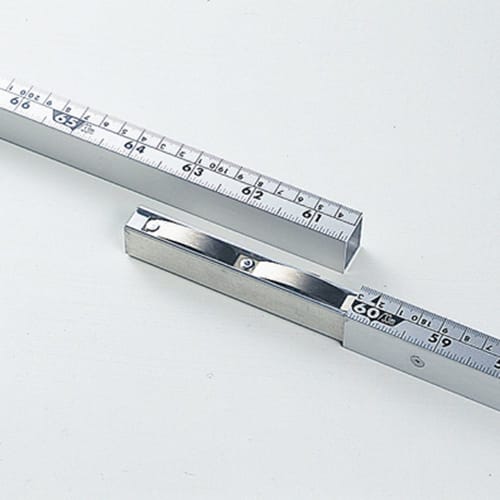 Shinwa Sokutei 12-foot Spanning Rod with Dual Graduations and Writing Type 65180