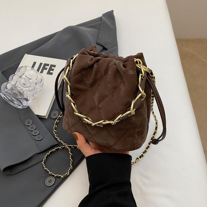 Trendy Cross-border Style Grid Embroidered Handbag For Women In Fall 2024 коричневый