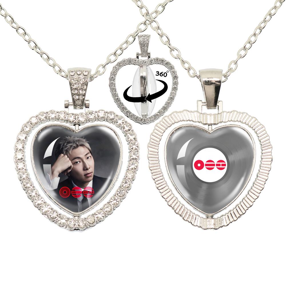BTS Doppelseitige 360° drehbare Herz Halskette, Bangtan Boys Gruppe & Mitgliedsfoto Anhänger, Kpop ARMY Fans Schmuck Geschenk